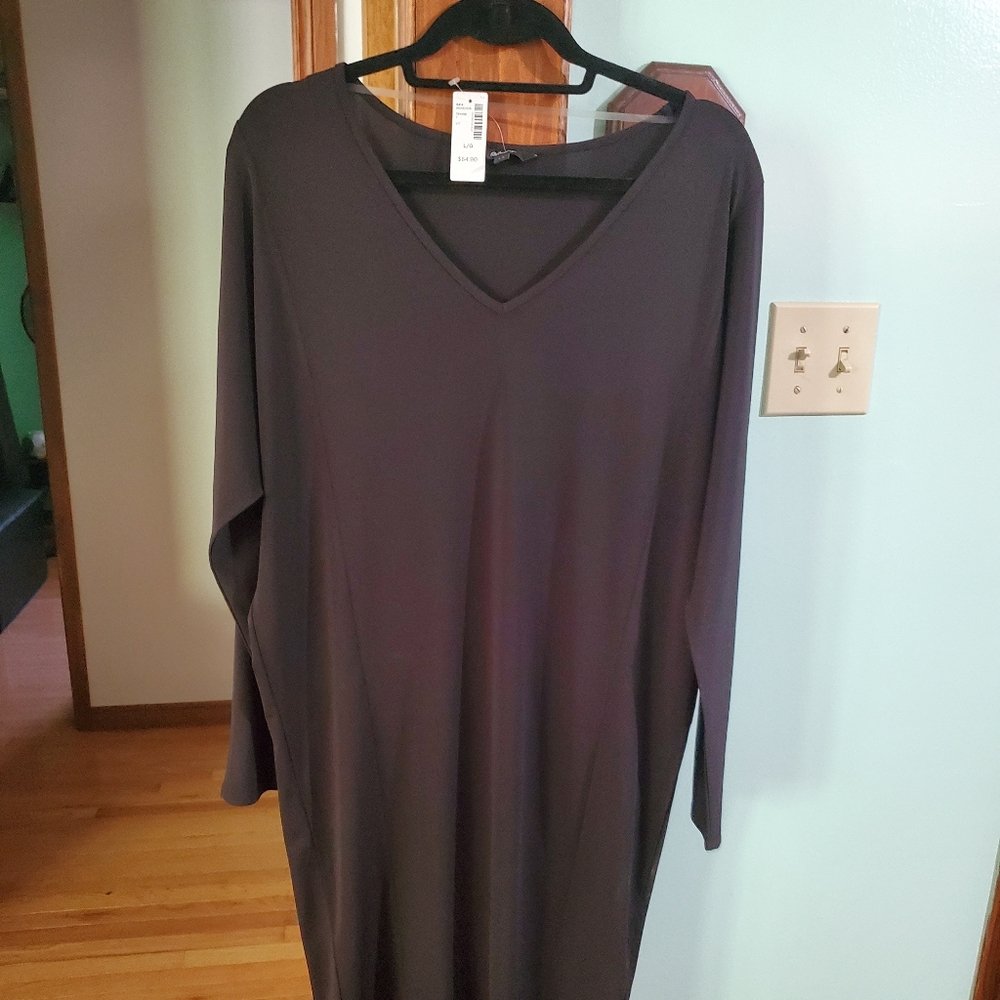 Slim Fit Mid-Length Black Dress